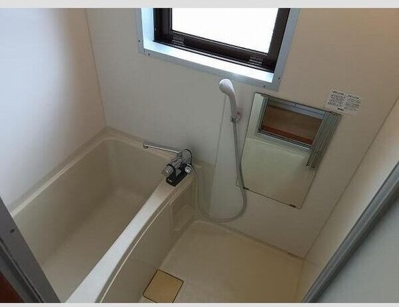 シャイニングプラザ佐竹の物件内観写真